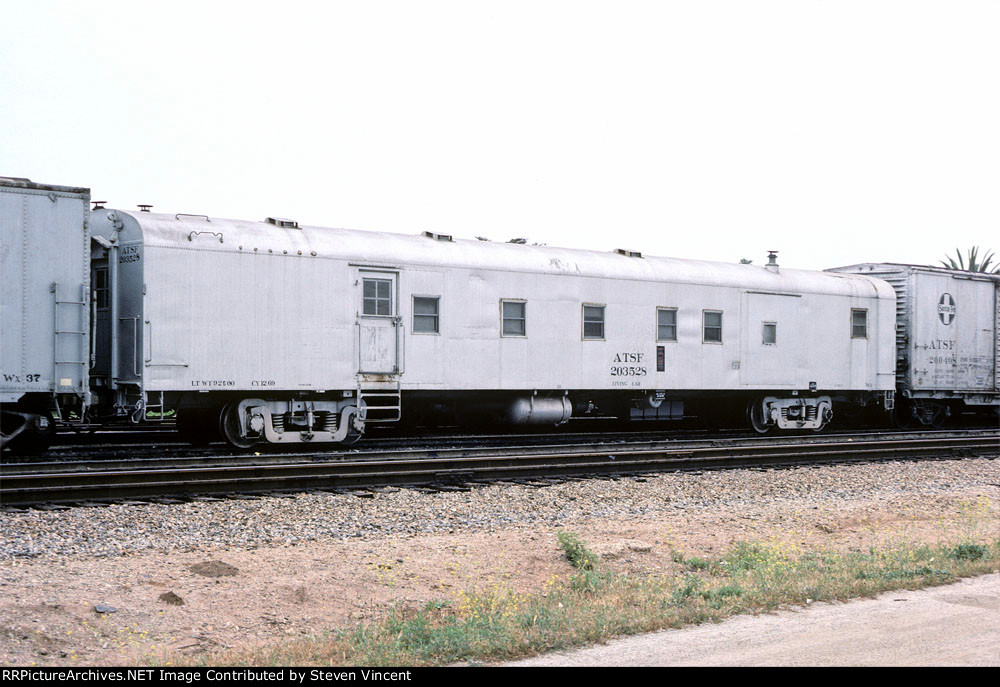 Ex Santa Fe baggage converted to MW living car ATSF 203528